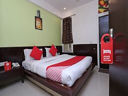 OYO 7344 My H Rooms