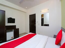 OYO 7344 My H Rooms
