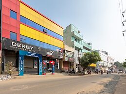 OYO 19396 Cristal Residency