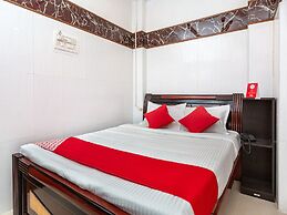 OYO 19396 Cristal Residency