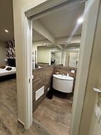 Ricaroka exclusive room & spa