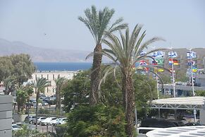 Amdar Hotel & Hostel