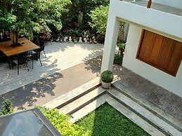 Vali Villa Bangkok
