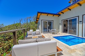 Villa Topaz
