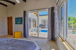 Villa Topaz