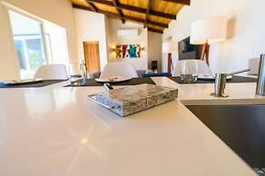Villa Topaz