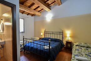 Agriturismo La Valle Dei Bronzetti