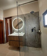 Lilys Apartments