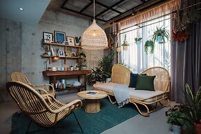 Kloe Hotel