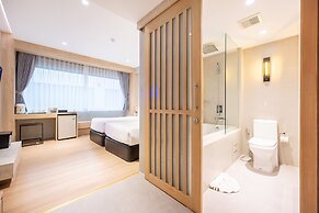 Loft Bangkok Hotel