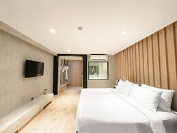 Loft Bangkok Hotel