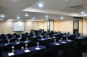 Beverly Hotel Batam