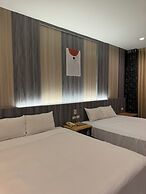 Her Home Spa Motel Douliu