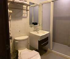 Home Full Hotel