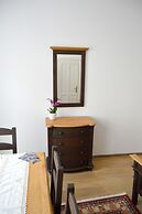 Guest House 1568