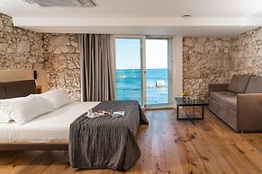 Re Dionisio Luxury Suites