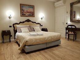 B&B Fine Venice