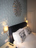 Ashmira Guest House