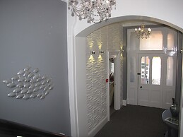 Ashmira Guest House