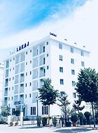 Hotel Lakaj