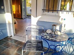 Amarylis Apartments