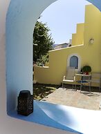 Amarylis Apartments