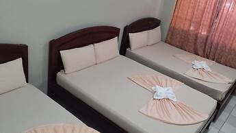 Madid's Inn Boracay