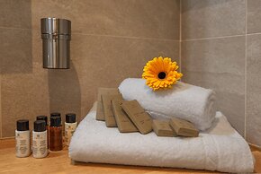 Resort 37