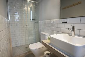 You & Co. Saler Beach Boutique Hotel