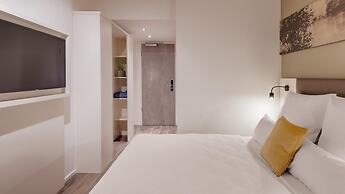 Amper Art Hotel