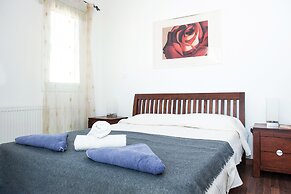 Natalie Villa CL 41