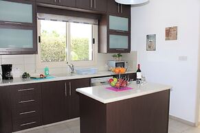 Avrora Villa PV