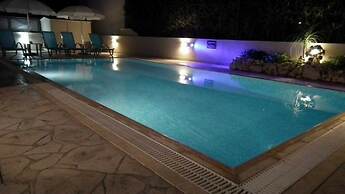 Avrora Villa PV