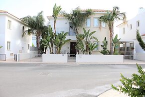 Avrora Villa PV