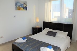 Avrora Villa PV