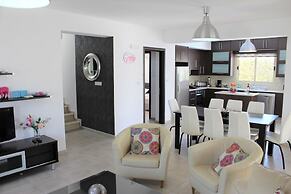 Avrora Villa PV