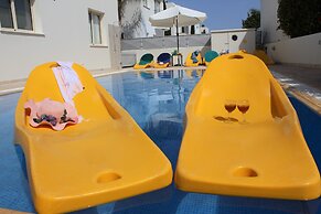 Avrora Villa PV