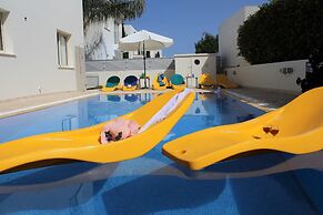 Avrora Villa PV