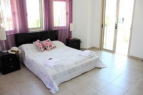 Avrora Villa PV