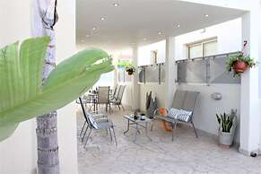 Avrora Villa PV