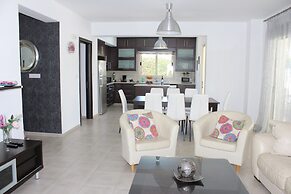 Avrora Villa PV