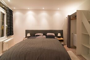 City house 4 bedrooms