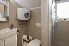 Apartments Zlatin Dvor
