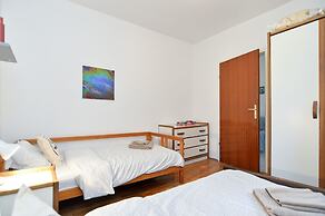 Apartment 1085