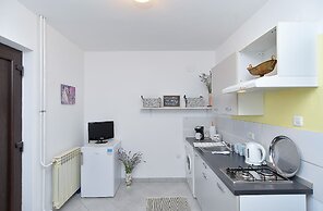 Apartment 1085