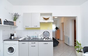 Apartment 1085