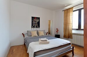 Apartment 1085