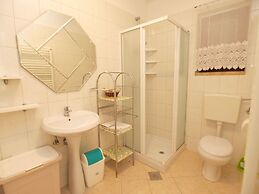 Apartment 21