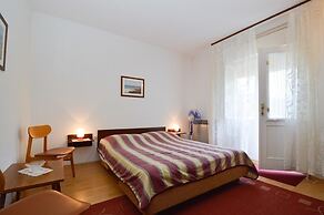 Apartment 23