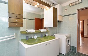 Apartment 38